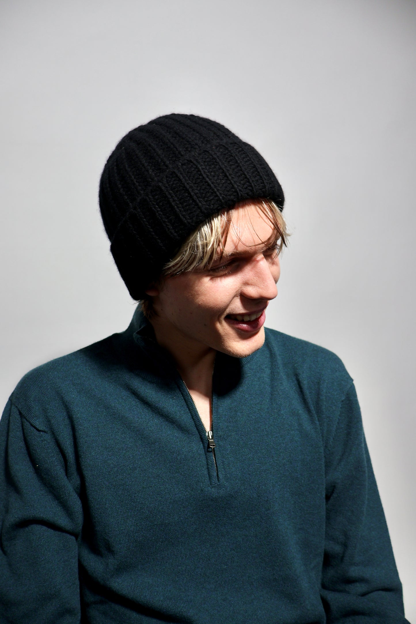 Cashmere mössa Skottland - Svart