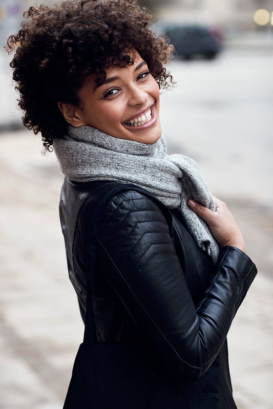 Celine - grovstickad halsduk i cashmere - Grå